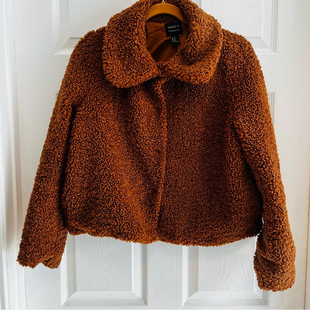 Forever 21 Warm Brown Teddy Cropped Jacket Snap Closure Size Medium